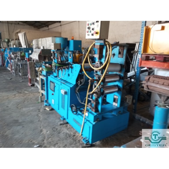 Ligne d'extrusion de feuille PVC