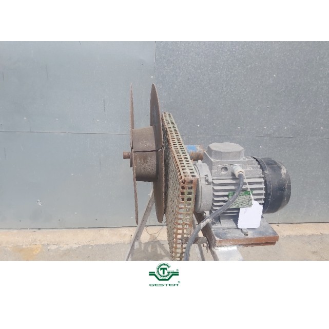 Manual coiler
