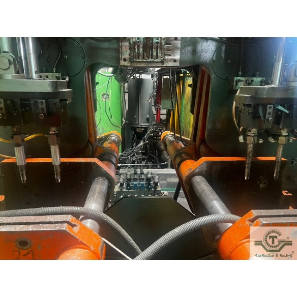 Machine par soufflage