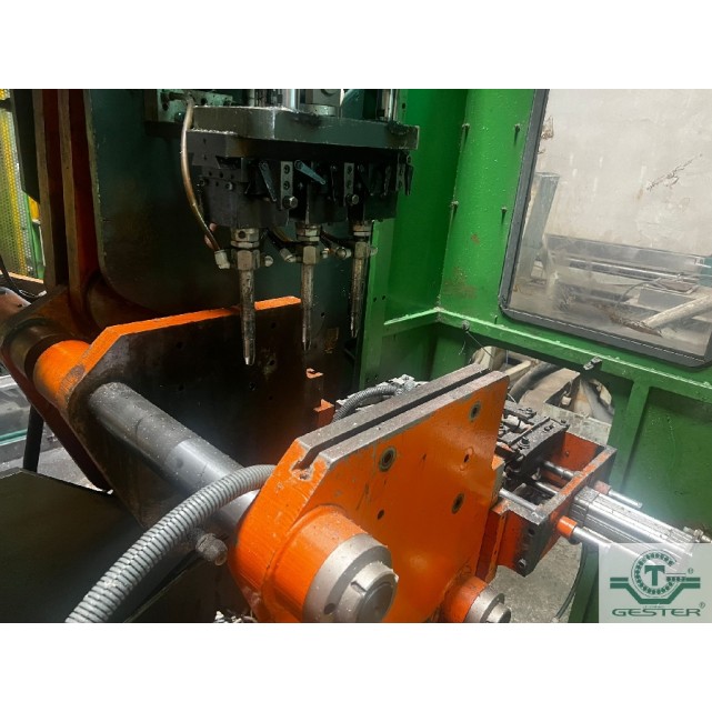 Machine par soufflage