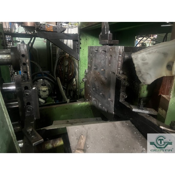 Blow Molding machine