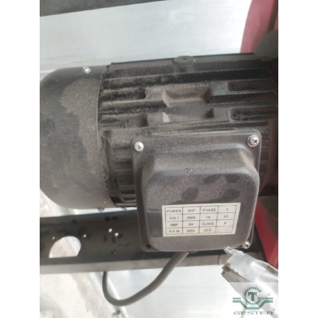 Aspirateur centrifuge pour la collecte de...