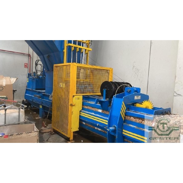 Automatic baling press
