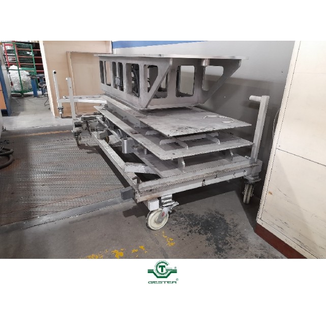 Thermoforming machine