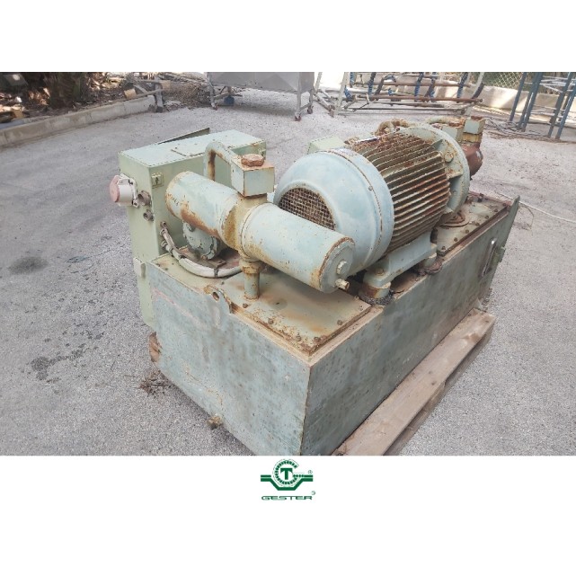 Hydraulic group