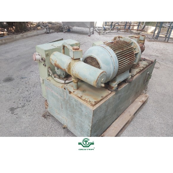 Hydraulic group