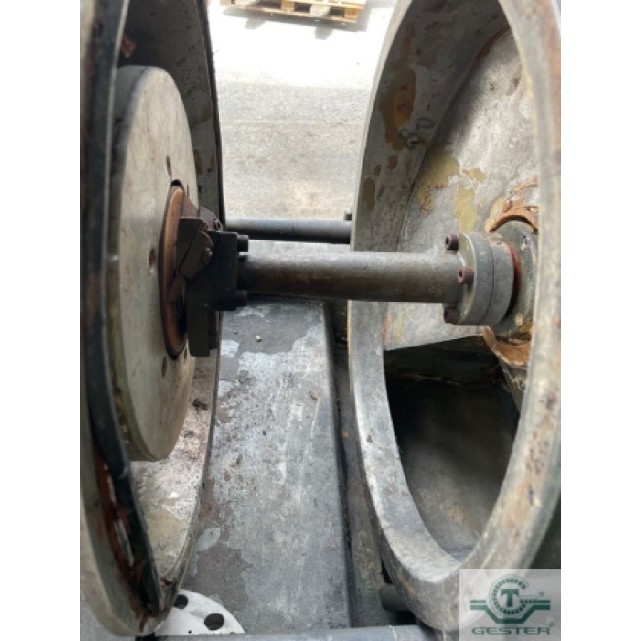 Water die-face cutter