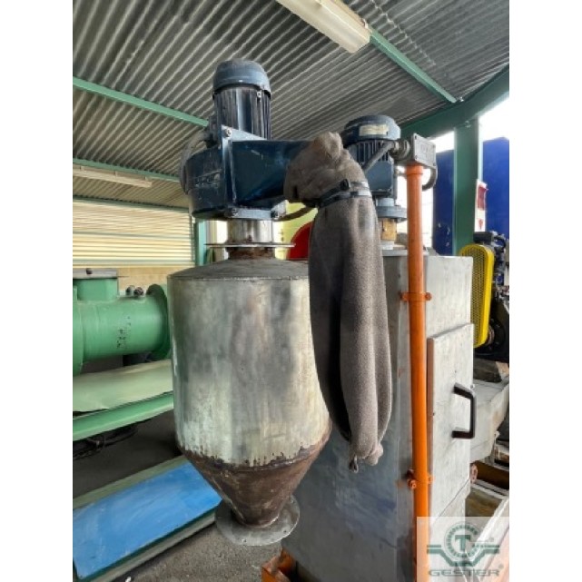 Water die-face cutter