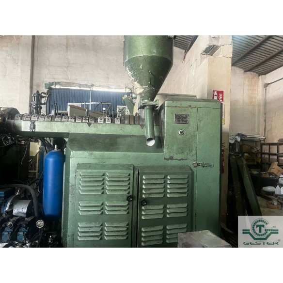 Blowing machine