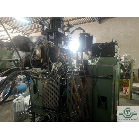 Blowing machine