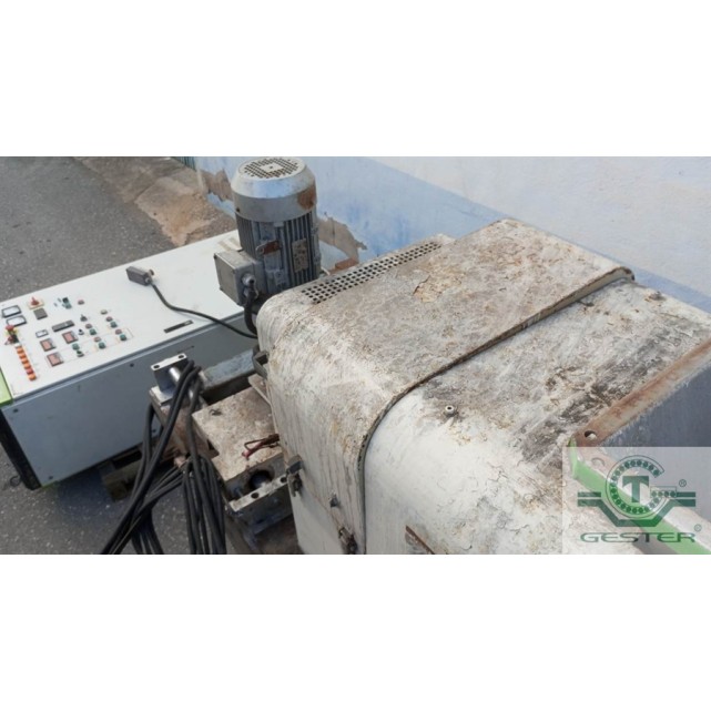 Presse essoreuse (Squeeze Dryer)