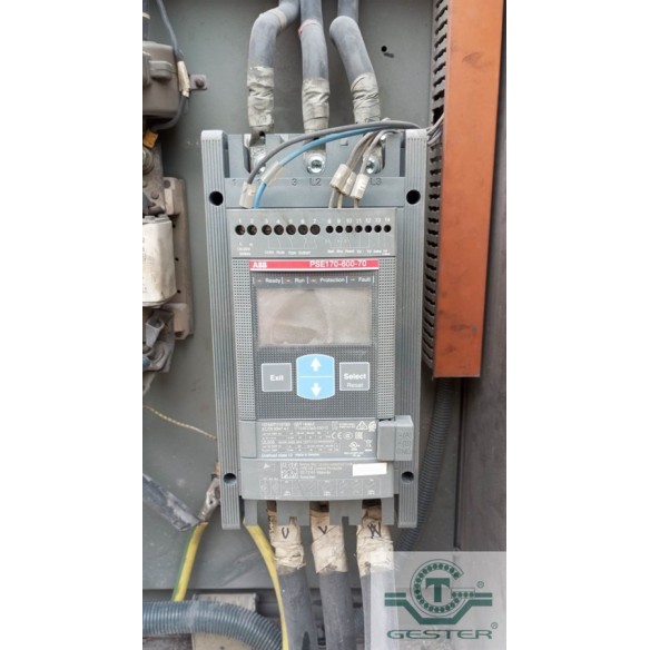 Armoire électrique avec démarreur électronique