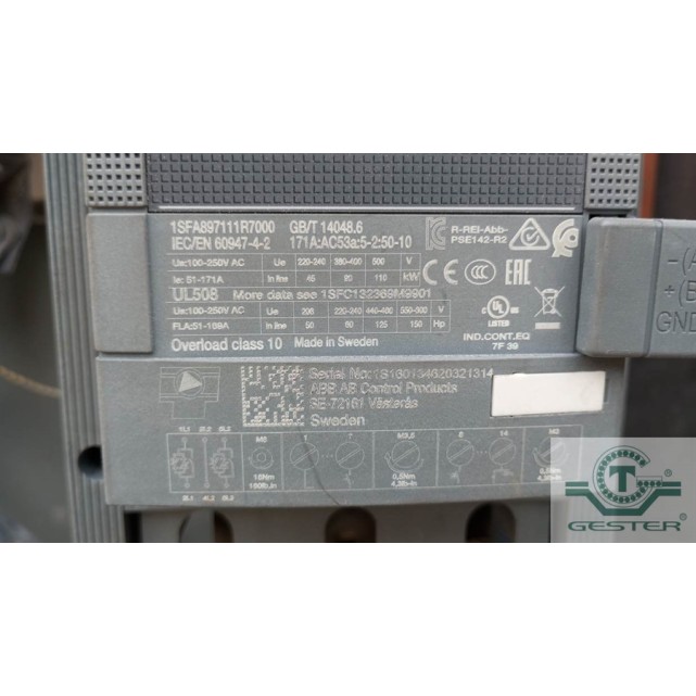 Armoire électrique avec démarreur électronique