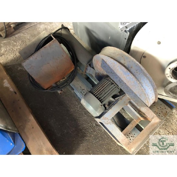 Aspirateur centrifuge à haute pression