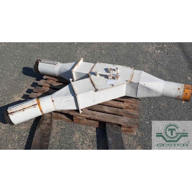 Material diverter Y-pipe with bypass