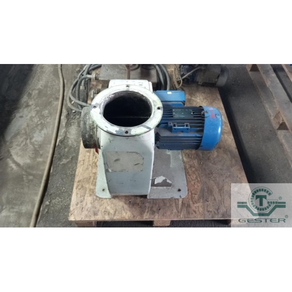 Aspirateur pour transport de solides