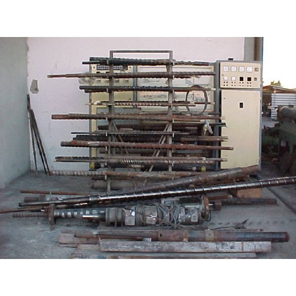 Barrel and screw for extruder