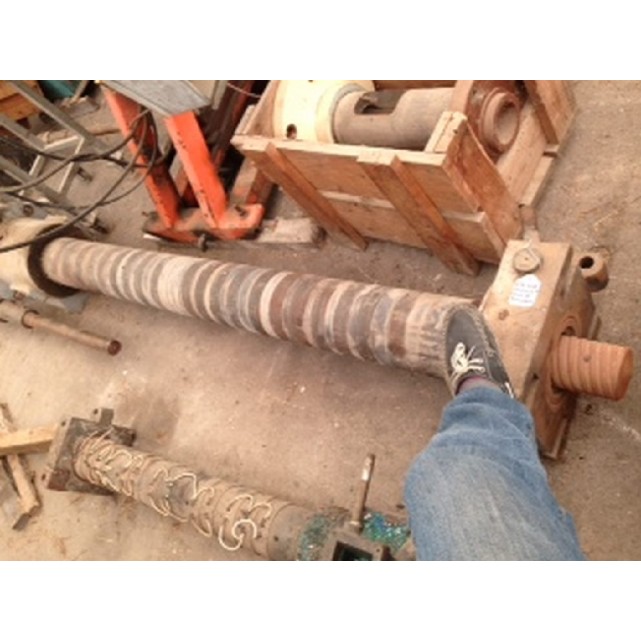 Barrel and screw for extruder