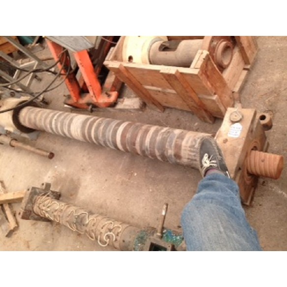 Barrel and screw for extruder