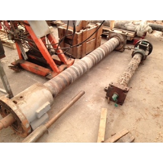 Barrel and screw for extruder