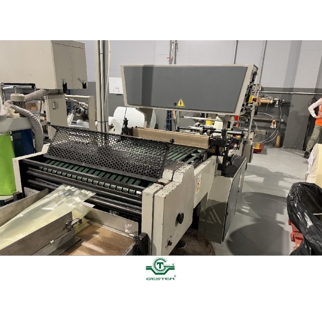 Bag manufacturing machine