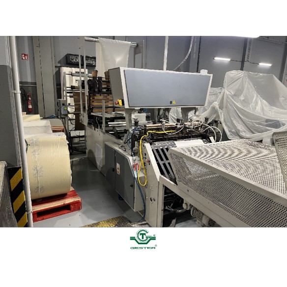 Bag manufacturing machine