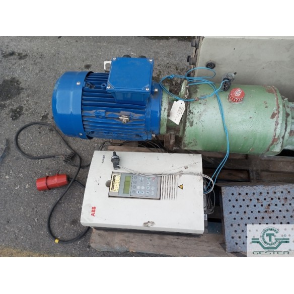 Twin-screw extruder