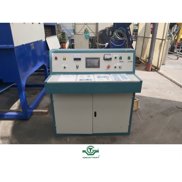 Blade micronizer