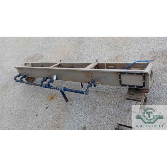 Vacuum tank