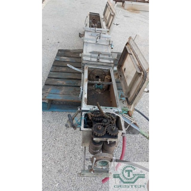 Vacuum and cooling tank