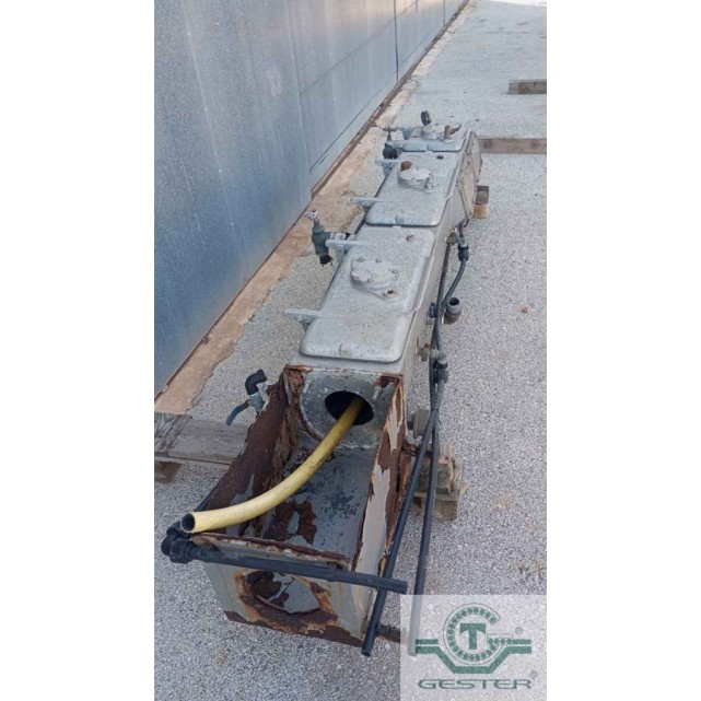 Vacuum and cooling tank