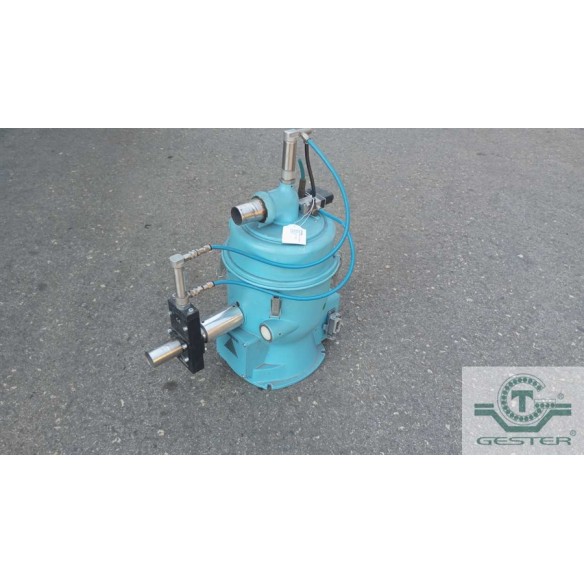 Pneumatic material loading receiver