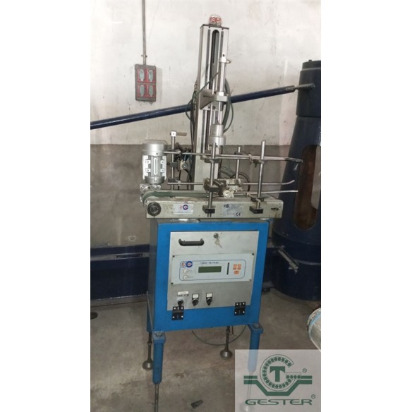 Bottle leak tester