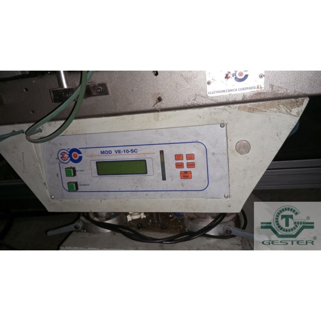 Bottle leak tester