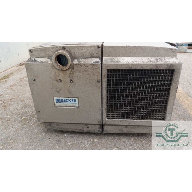 Vacuum pump
