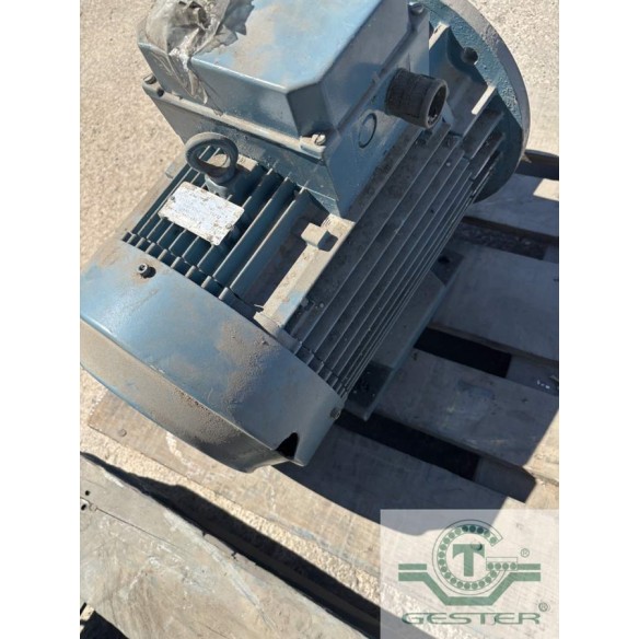 Foot-mounted motor