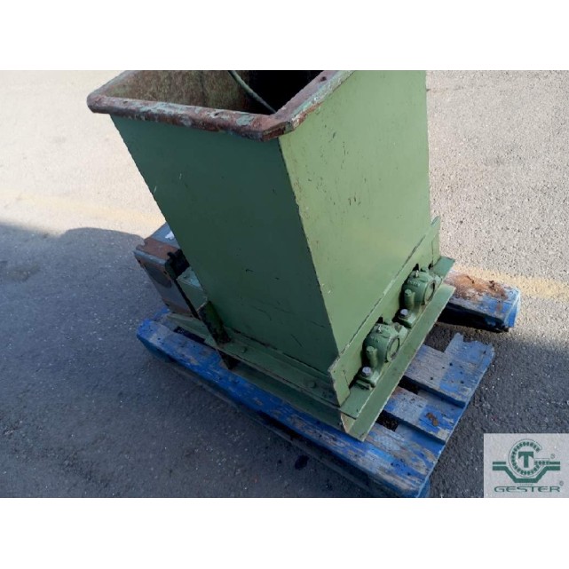 Perforateur de Bouteilles à 2 Axes