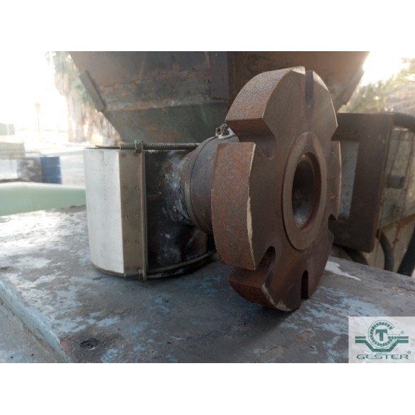 Single-screw extruder