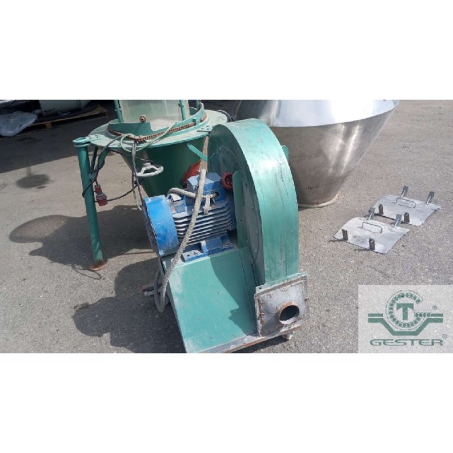 Pellet cooler