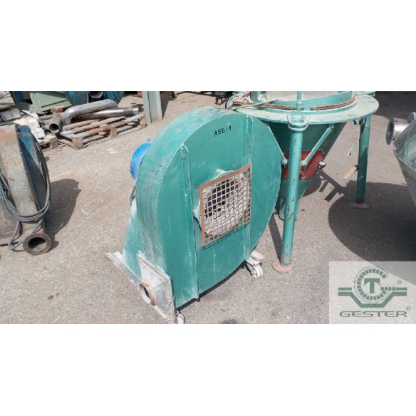 Pellet cooler