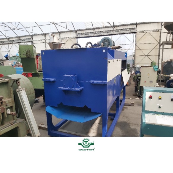Label and cap remover machine
