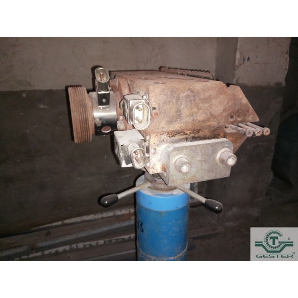 Sheet extrusion head