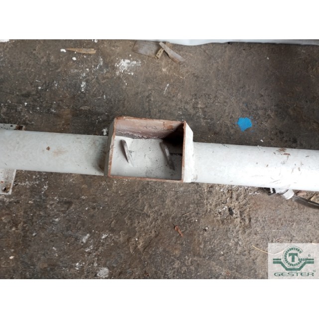 Material dispenser