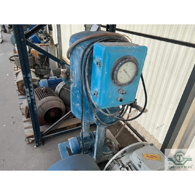 Vacuum Pump