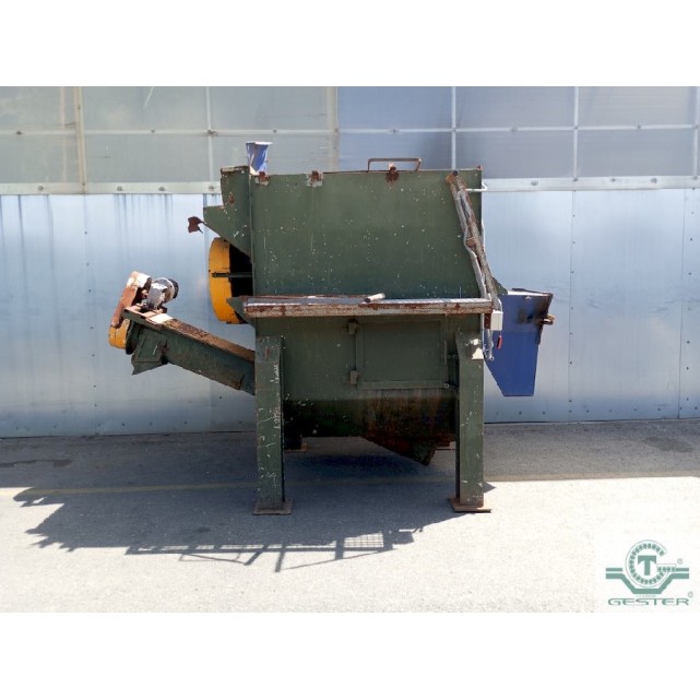 Label and cap remover machine