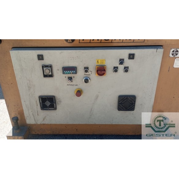 Profile cutting saw