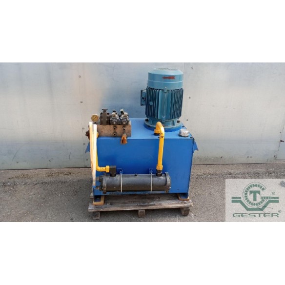 Hydraulic group