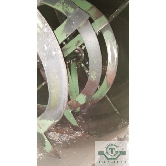 Mixing buffer silo
