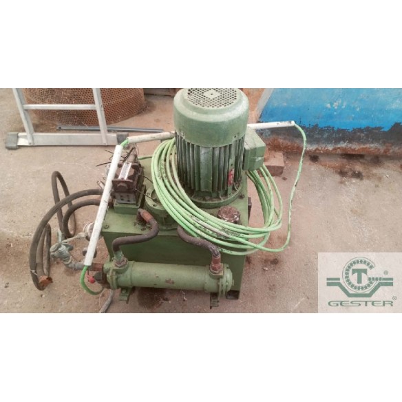 Mixing buffer silo