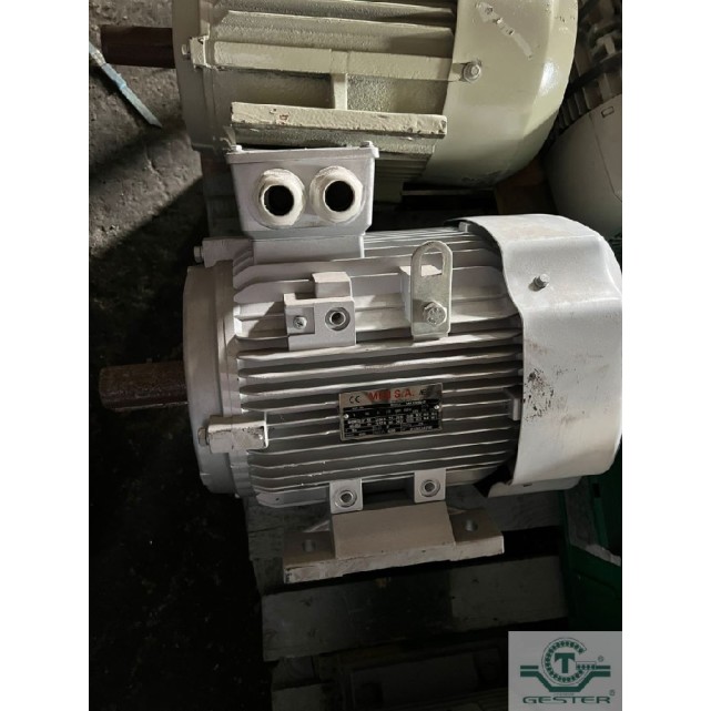 Engine standing